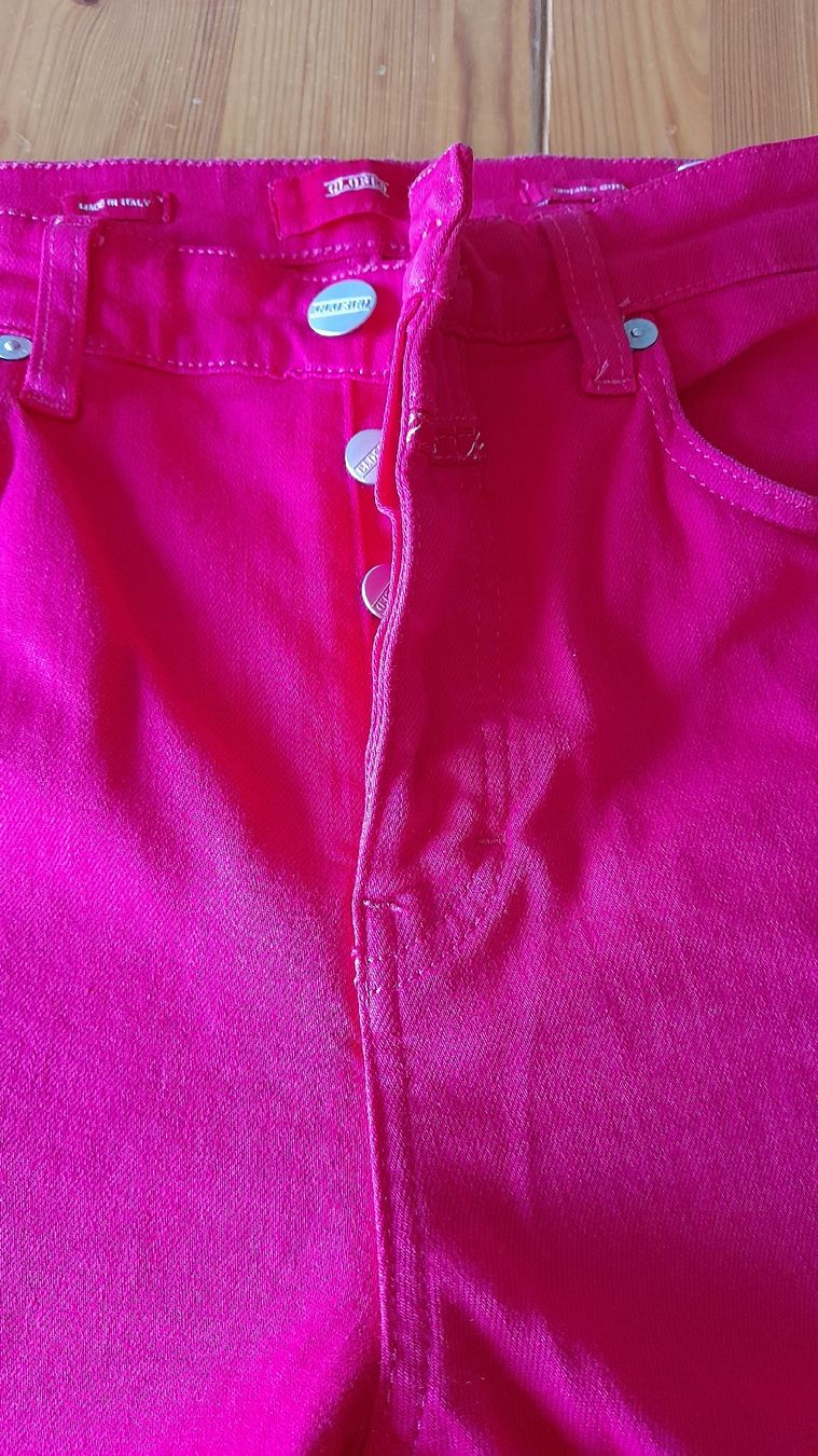Closed Jeans: Jeans gr. 26, von Closed – Usato da Nesslau venduto da Churfirsten08 2