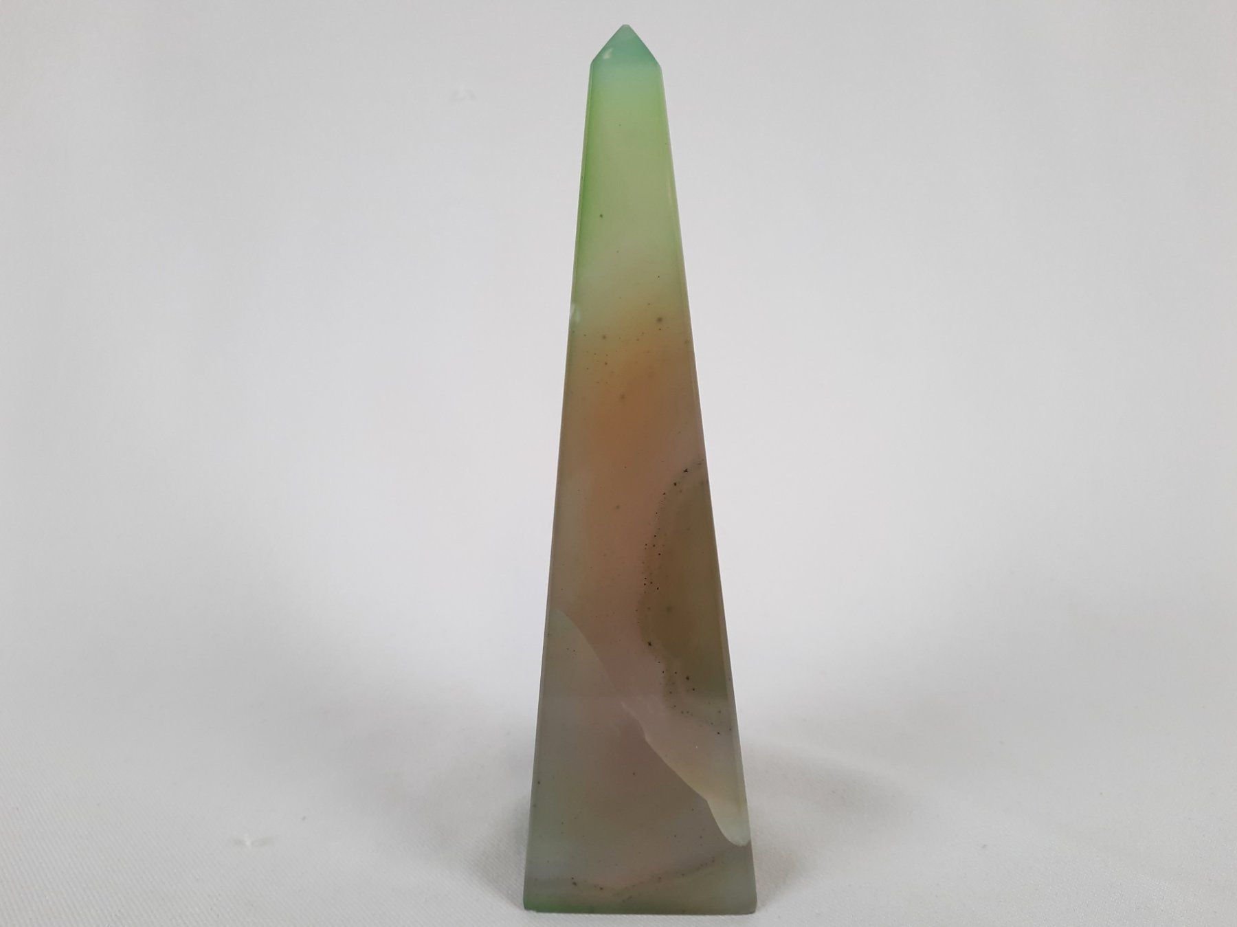 Minéraux & Lithothérapie: Obelisk Stein – D'occasion à Beinwil am See par Restwert_Beinwil