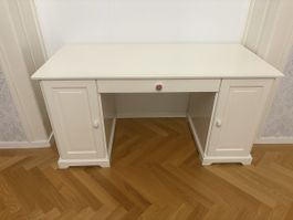 Weisses IKEA Pult/Schreibtisch HEMNES IKEA