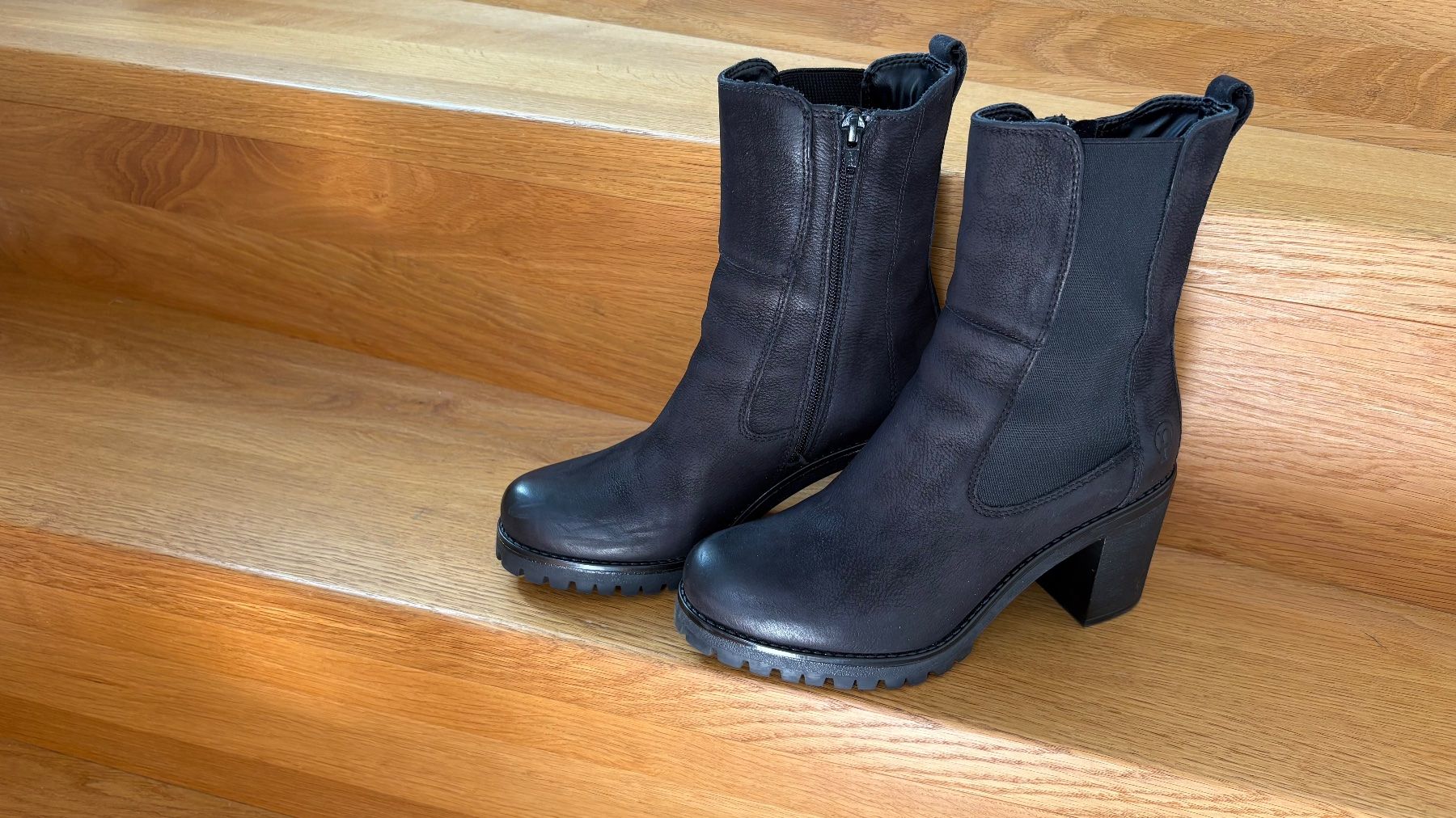 Damenschuhe: Ankleboots aus Leder schwarz mit Blockabsatz – Gebraucht aus Beckenried von KaSt01 5