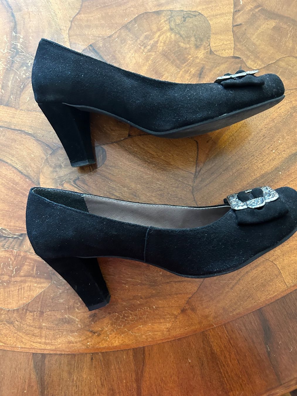 Chaussures femmes: Trachtenschuhe – D'occasion à Riehen par goretto 2