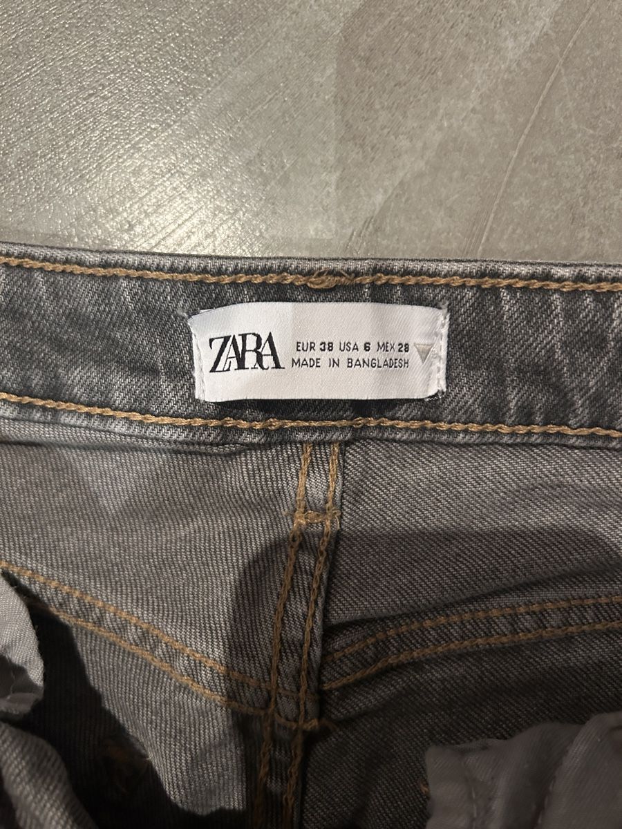 Zara Jeans: Jeans Zara taille 38 – Nuovo (secondo la descrizione) da Sion venduto da de_santis 1
