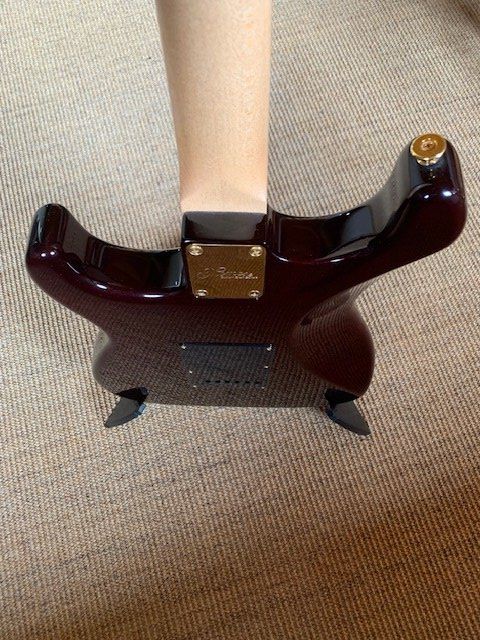 Strumenti musicali: Guitare Custom unique style Stratocaster - Rare et soignée! – Usato da Hennens venduto da gimmigi 5