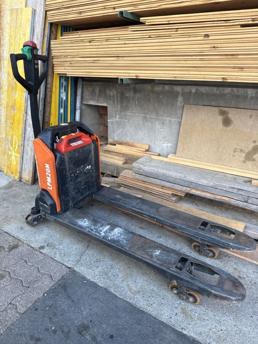 Doosan Carrelli elevatori e a forche: Stapler Doosan Niederhubwagen – Difettoso da Ebnat-Kappel venduto da Suizo1291 1