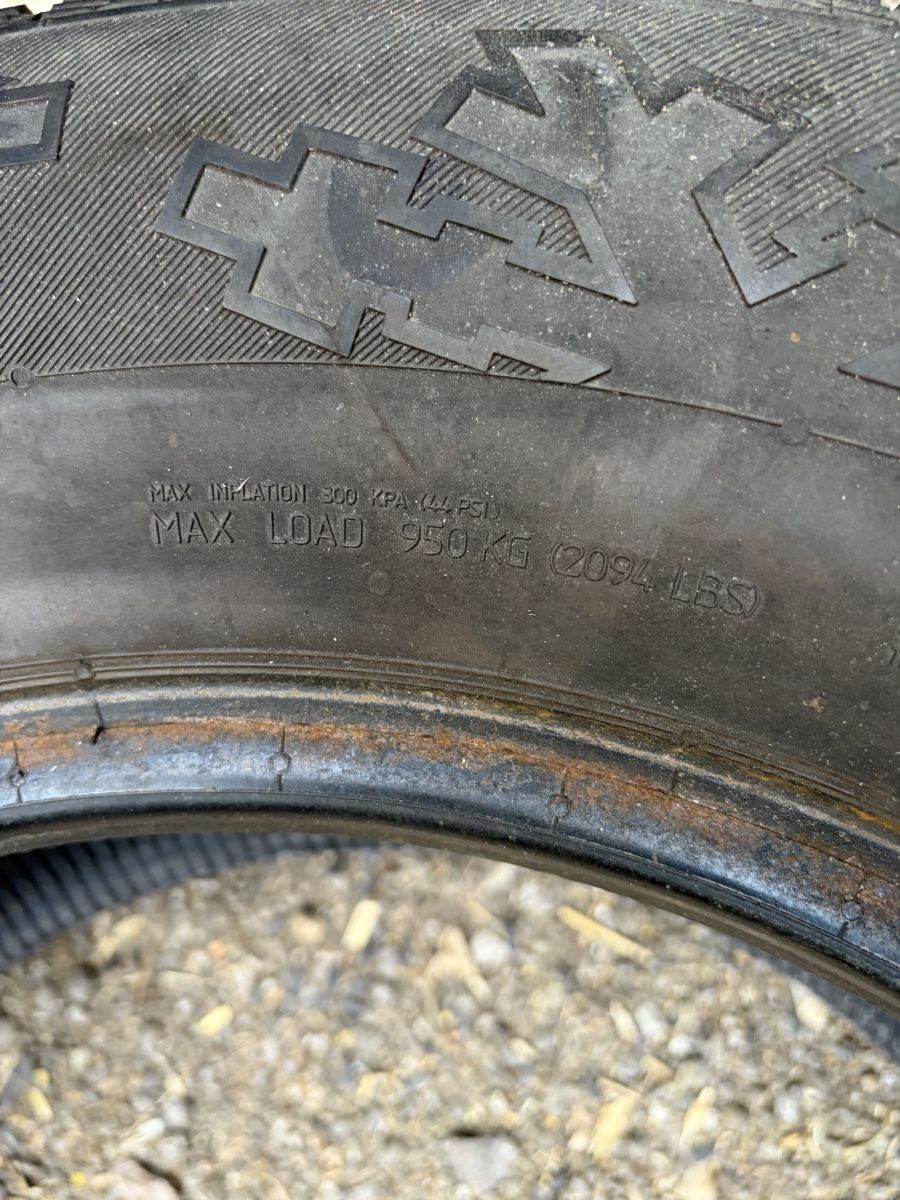 Pneus & Roues: Reifen – D'occasion à Oberwil b. Büren par Lex460e 6