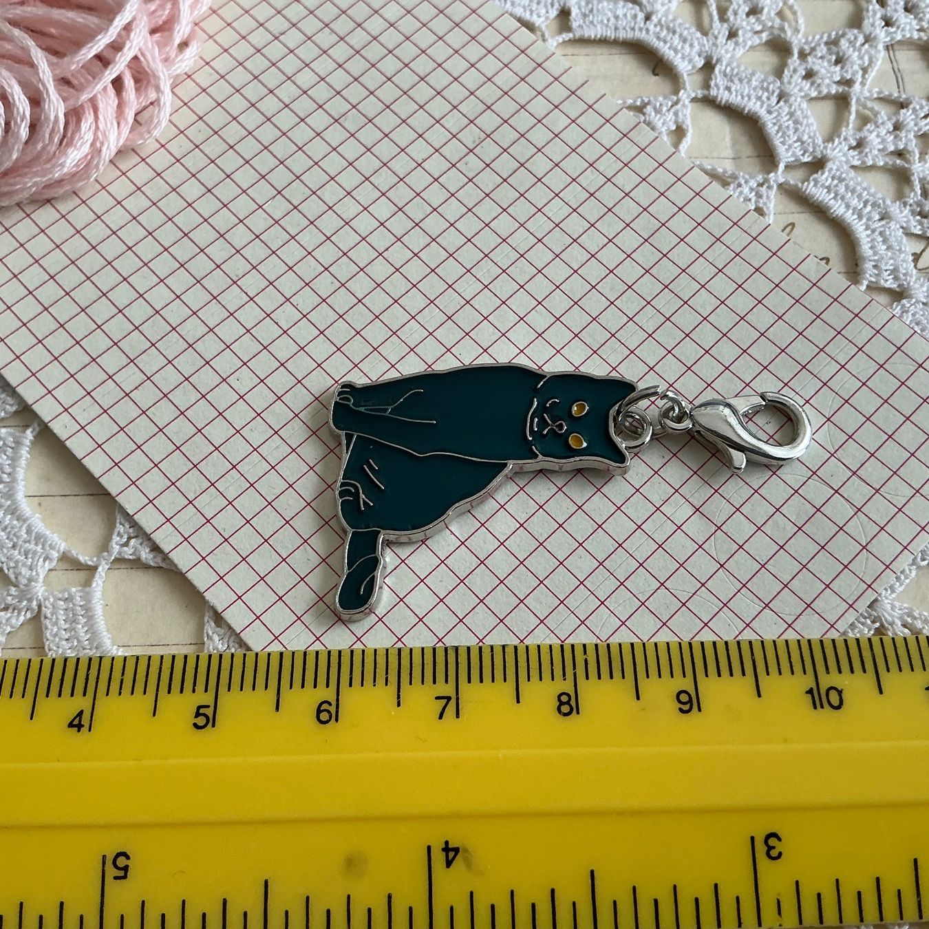 Ciondoli: 1x Anhanger Metall Katze chat émail pendentif – Nuovo (secondo la descrizione) da Meyrin venduto da laservette99 2