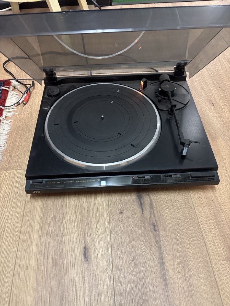 JVC Plattenspieler: JVC AL-F353 Giradischi Automatico - – Gebraucht aus basel von Swiss._.1978