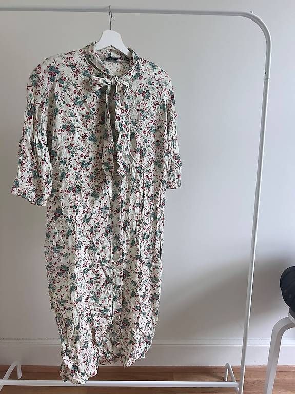 Vestiti: Vintage Kleid Grösse S/M D'Aillard's – Usato da Basel venduto da Natur_Schweiz