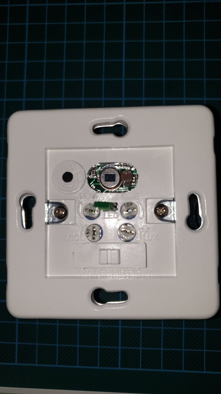 Schalter: Automat. Lichtschalter mit Bewegungsmelder + Sound-Sensor – Neu und originalverpackt aus Bütschwil von ed_9606 4