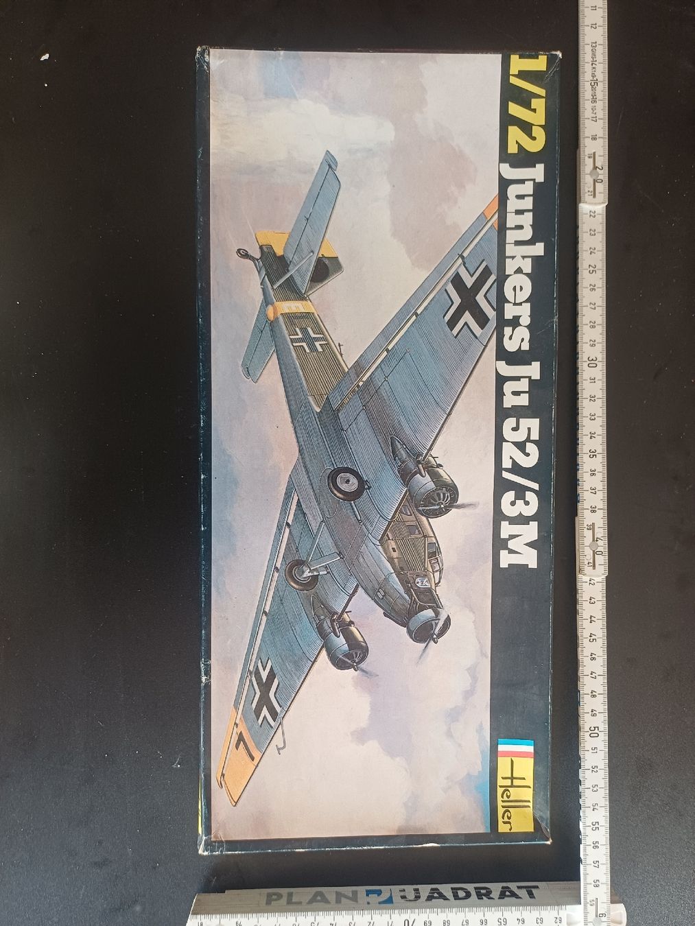 Heller Kits de montage: Modellbausatz Junkers Ju 52/3M 1/72 – Défectueux à Wangenried par Recycler94