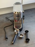 Machine à café DeLonghi Dedica EC685 — excellent état