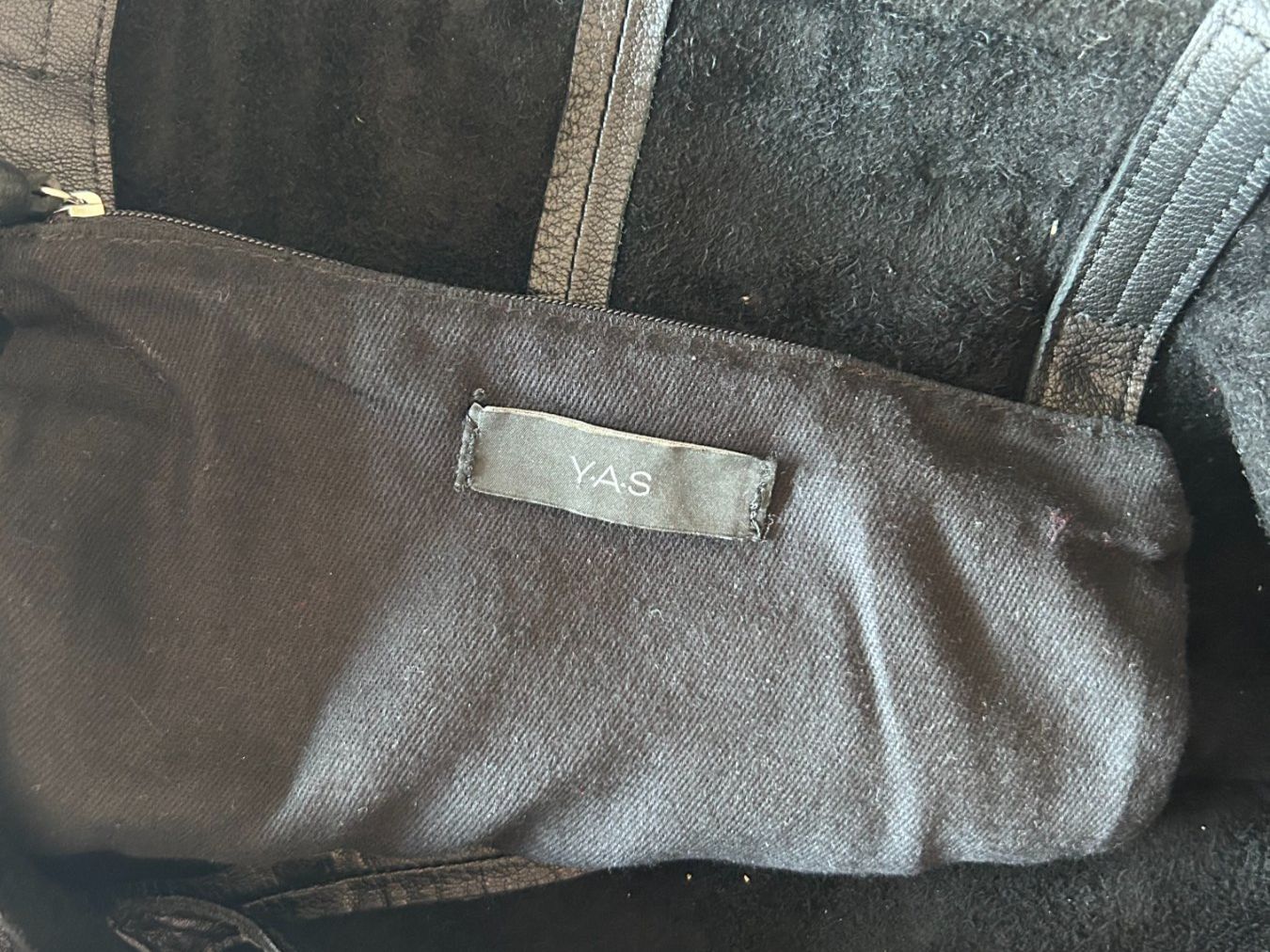 Cos Borse da donna: Y.A.S. Shopper aus Leder – Usato da St. Gallen venduto da look-twice 3