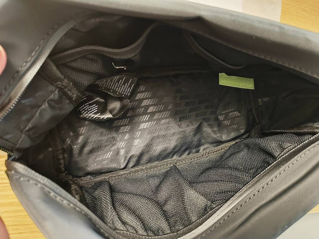 Custodie per cosmetici: AMG Necessaire neu! – Usato da Wilen (Sarnen) venduto da Tgan_sabn 2