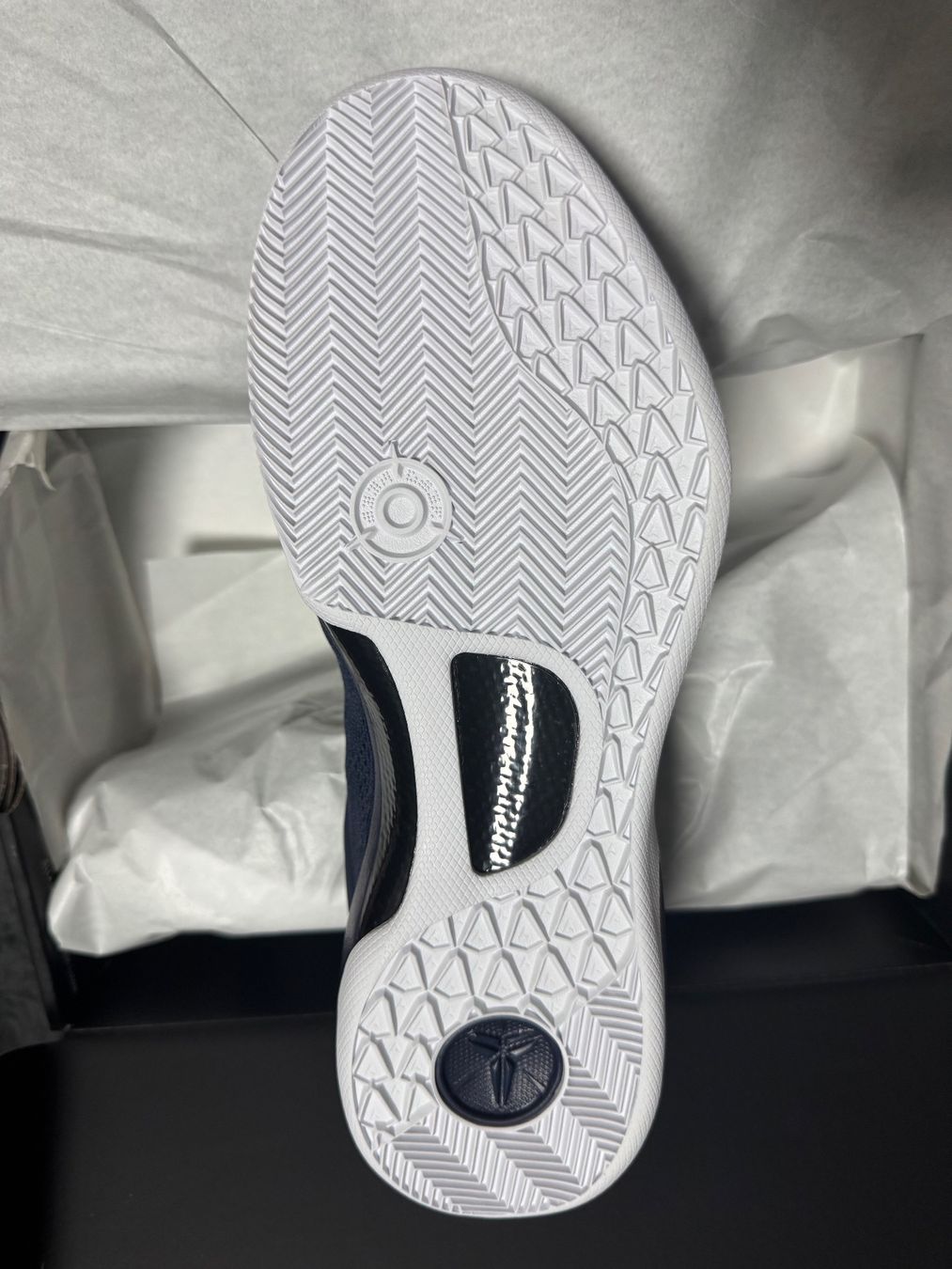 Nike Scarpe da uomo: Kobe 8 protro College – Nuovo e nell'imballaggio originale da Wollerau venduto da Marion_Jarno 2