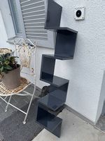Gestell für Bücher oä