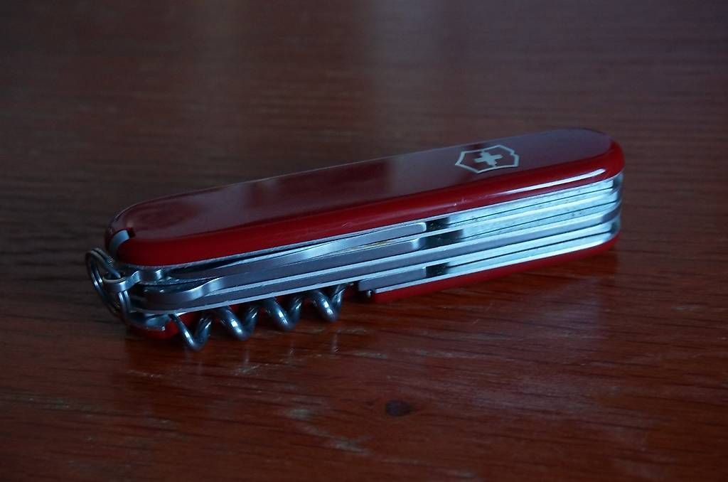 Victorinox Taschenmesser: Victorinox "Huntsman" Schweizer Offiziersmesser – Gebraucht aus Spreitenbach von Salesmanship 4