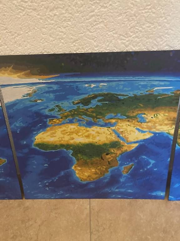 Poster & Bilder: 3-teiliges Bild/Gemälde "Unser Planet", Malen nach Zahlen – Neu (gemäss Beschreibung) aus Gelterkinden von froggy80 2
