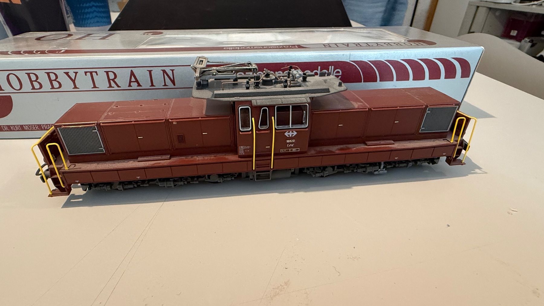 Hobbytrain Modellini di ferrovie: Hobbytrain Ee 6/6bII 16820 – Usato da Vevey venduto da lapuce01