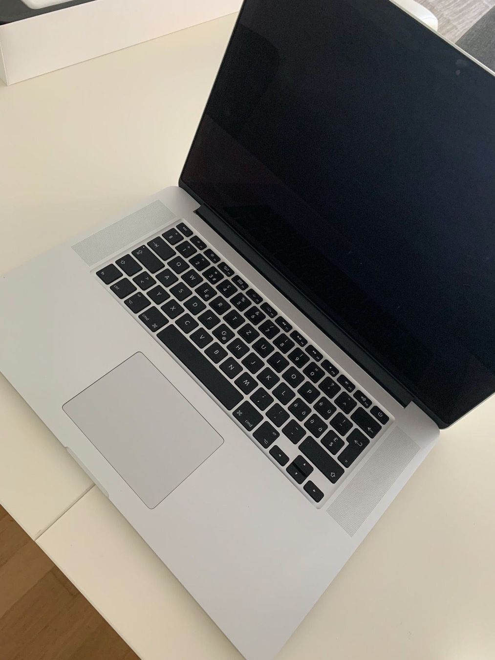 Apple Notebook: MacBook Pro Retina 15" ("Mid 2014") – Usato da Dottikon venduto da 2te-Chance 3