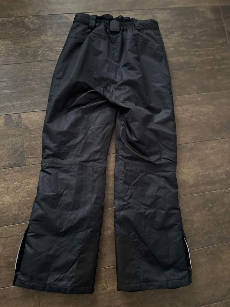 Pantaloni: Schöne schwarze Ski Hose Gr. 146/152 – Usato da Stallikon venduto da Sunday6 1