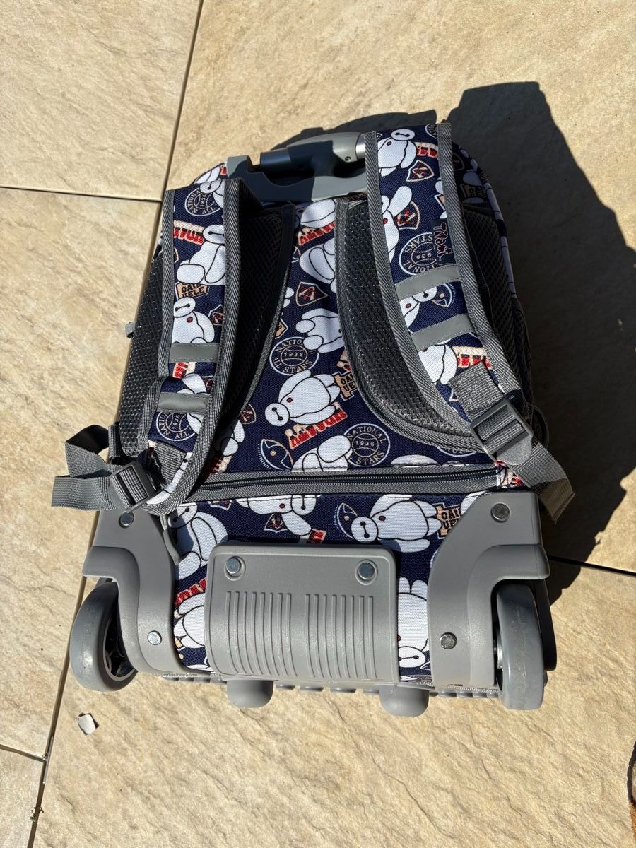 Zaini: Kinderrucksack mit Baymax Motiv – Nuovo (secondo la descrizione) da Oberwil-Lieli venduto da Toscombra 9