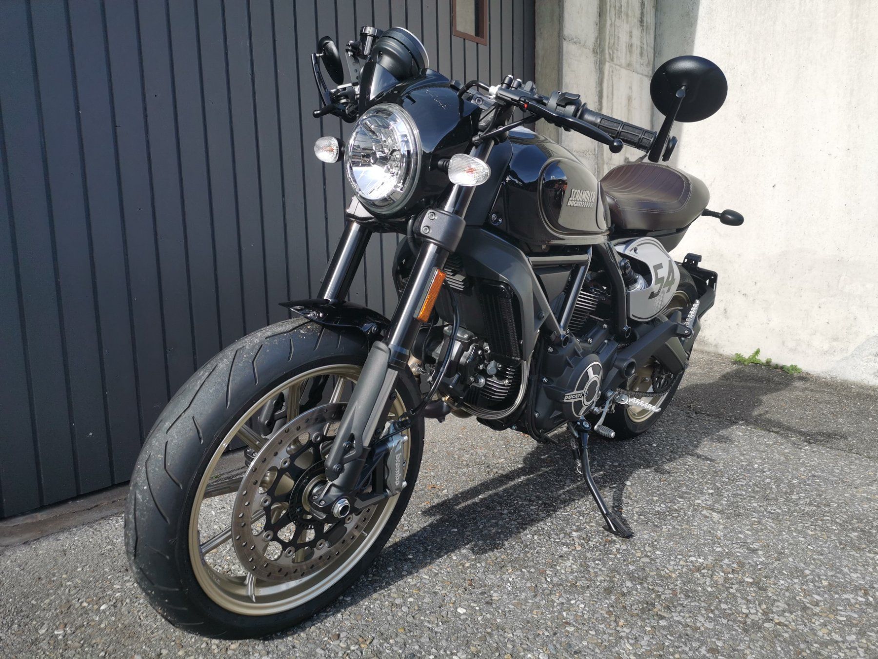 Ducati Sonstige: Ducati Scrambler Cafe Racer FRÜHLINGSAKTION – Neu (gemäss Beschreibung) aus Adligenswil von ala_xc8k 2