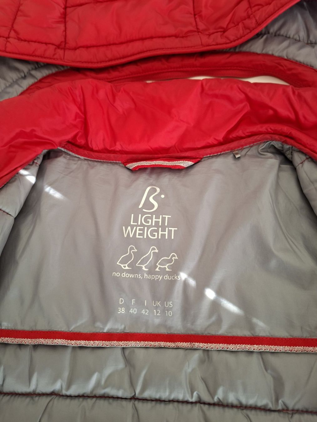 Bonita Jacken: JACKE GRÖSSE 38 BONITA – Gebraucht aus Aefligen von Mbuchser 6