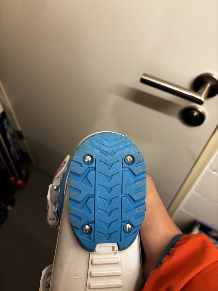 Scarpe per ragazzi: Ski schue 275mm wie neu – Usato da Wädenswil venduto da Milan1977 1