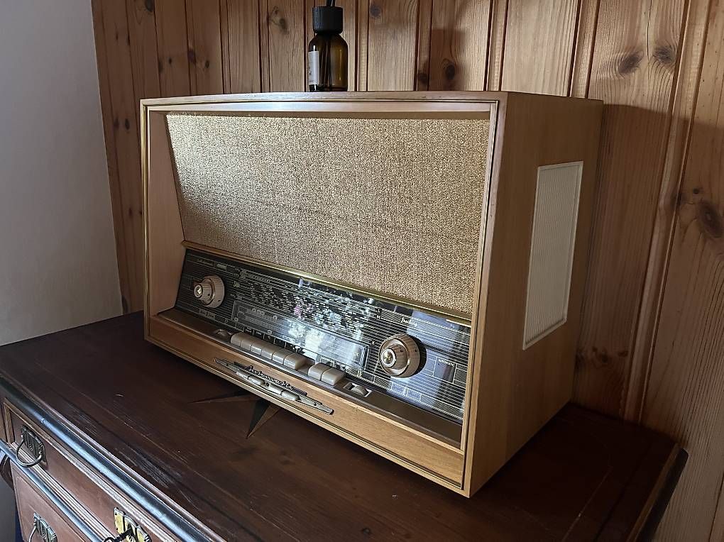 Saba Radios: Saba Freiburg Voll-Automatic – D'occasion à Spiez par Aautosanna