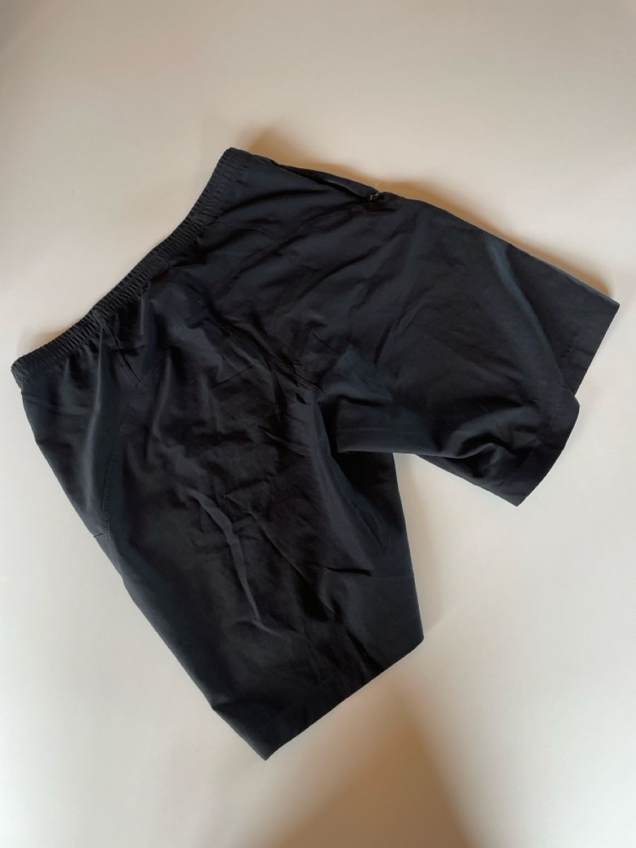 Arcteryx Pantaloni: Arcteryx shorts – Usato da Lausanne 26 venduto da JONASJONASJONASJONAS 3