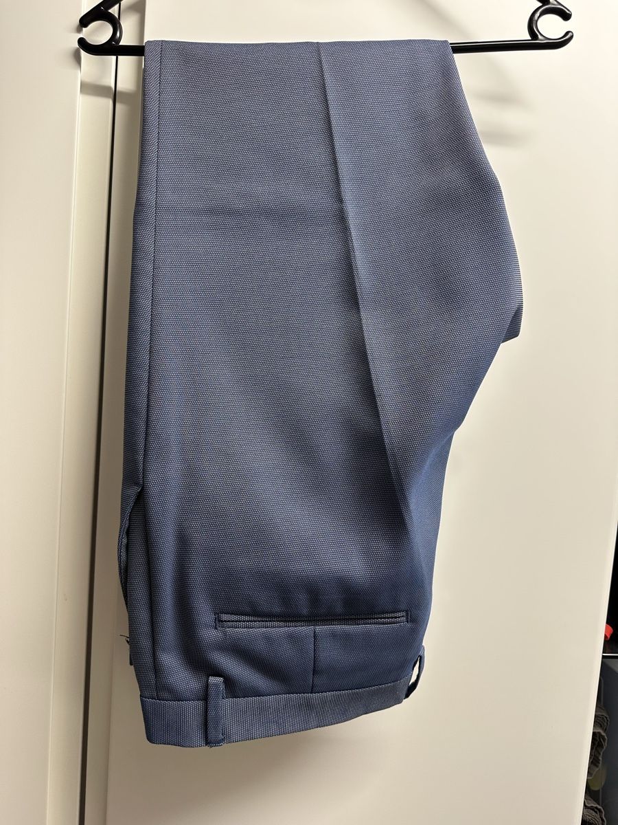 Zara Hosen: Anzugshose Grösse L – Gebraucht aus Bülach von duffy_fashion_avenue