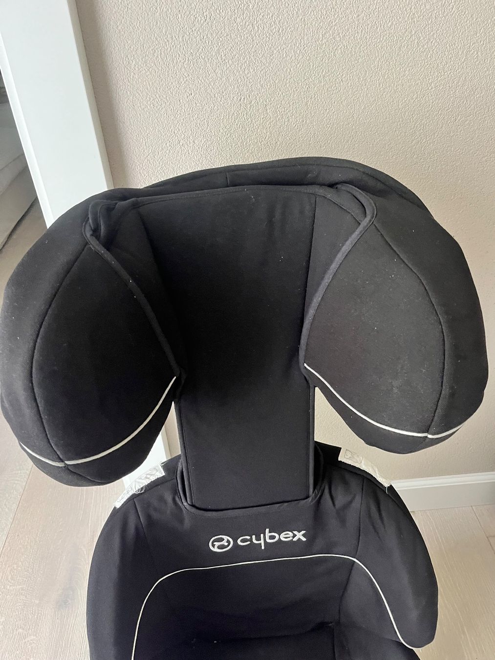 Cybex Seggiolini per auto: Cybex Solution Raven – Usato da Russikon venduto da Jamiee 1