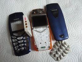 NOKIA 3510i ANTIK HANDY.MIT CHARGER.LÄÜFT.