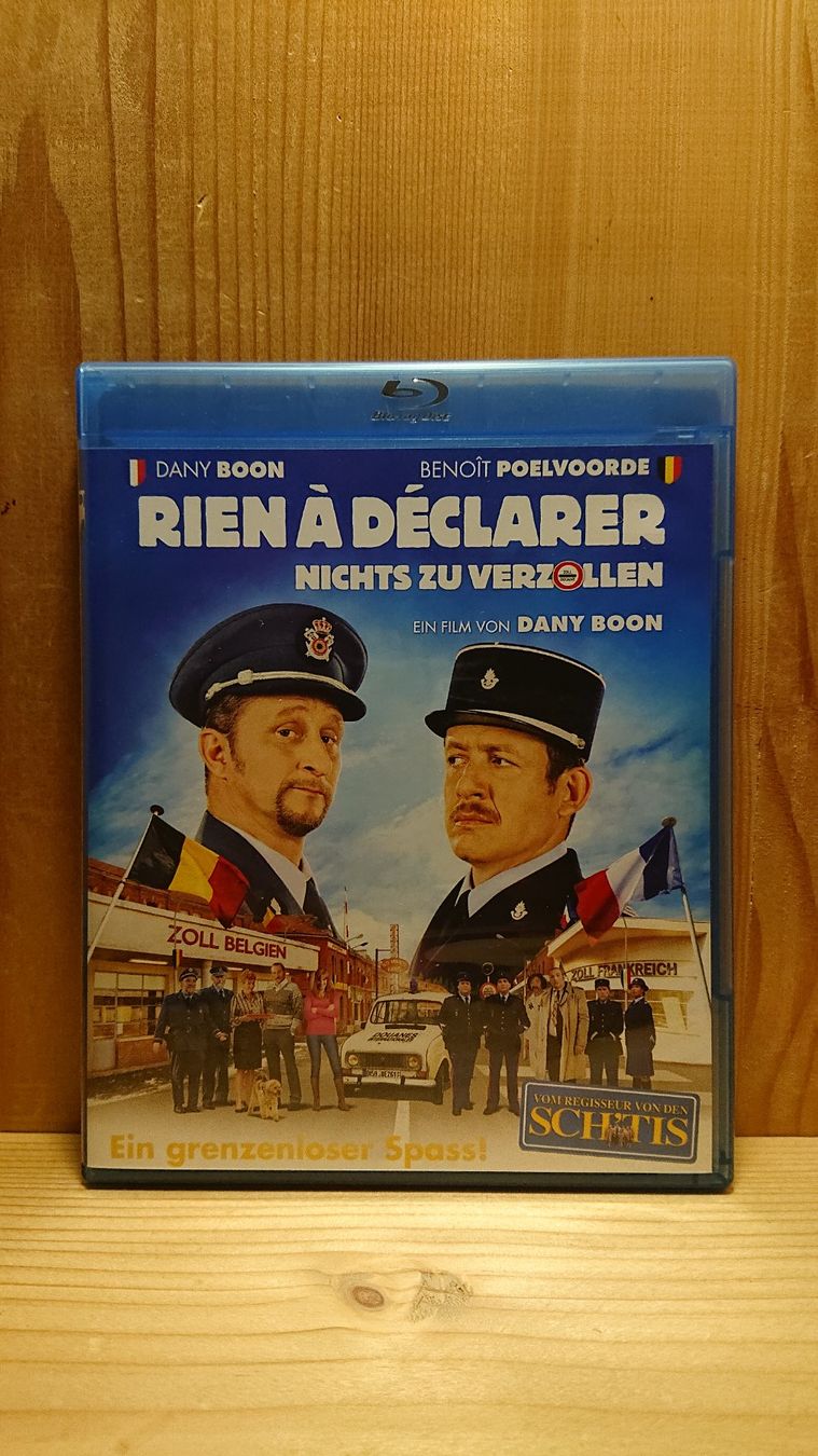 Tutti i DVDs: RIEN À DÉCLARER Nichts zu verzollen Blu-Ray – Usato da Wilderswil venduto da Exebub