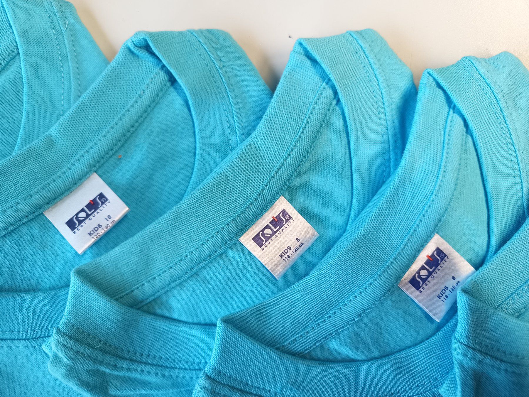 Camicie, T-shirt & Polo: Restposten Kinder T- Shirt Hellblau (e) – Nuovo (secondo la descrizione) da Oberegg venduto da 19franzi94 2