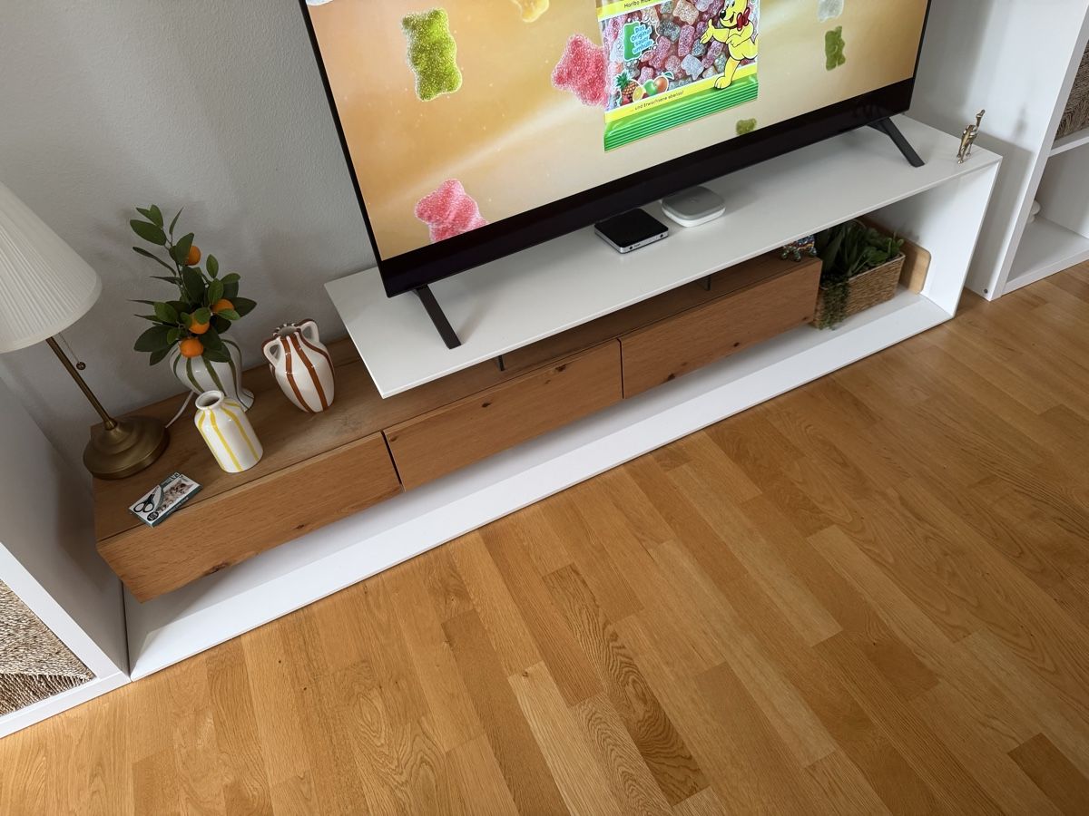 Meubles TV: Möbel TV-Möbel mit Schubladen Gratis abzugeben – D'occasion à Liestal par syi_pl6k 2