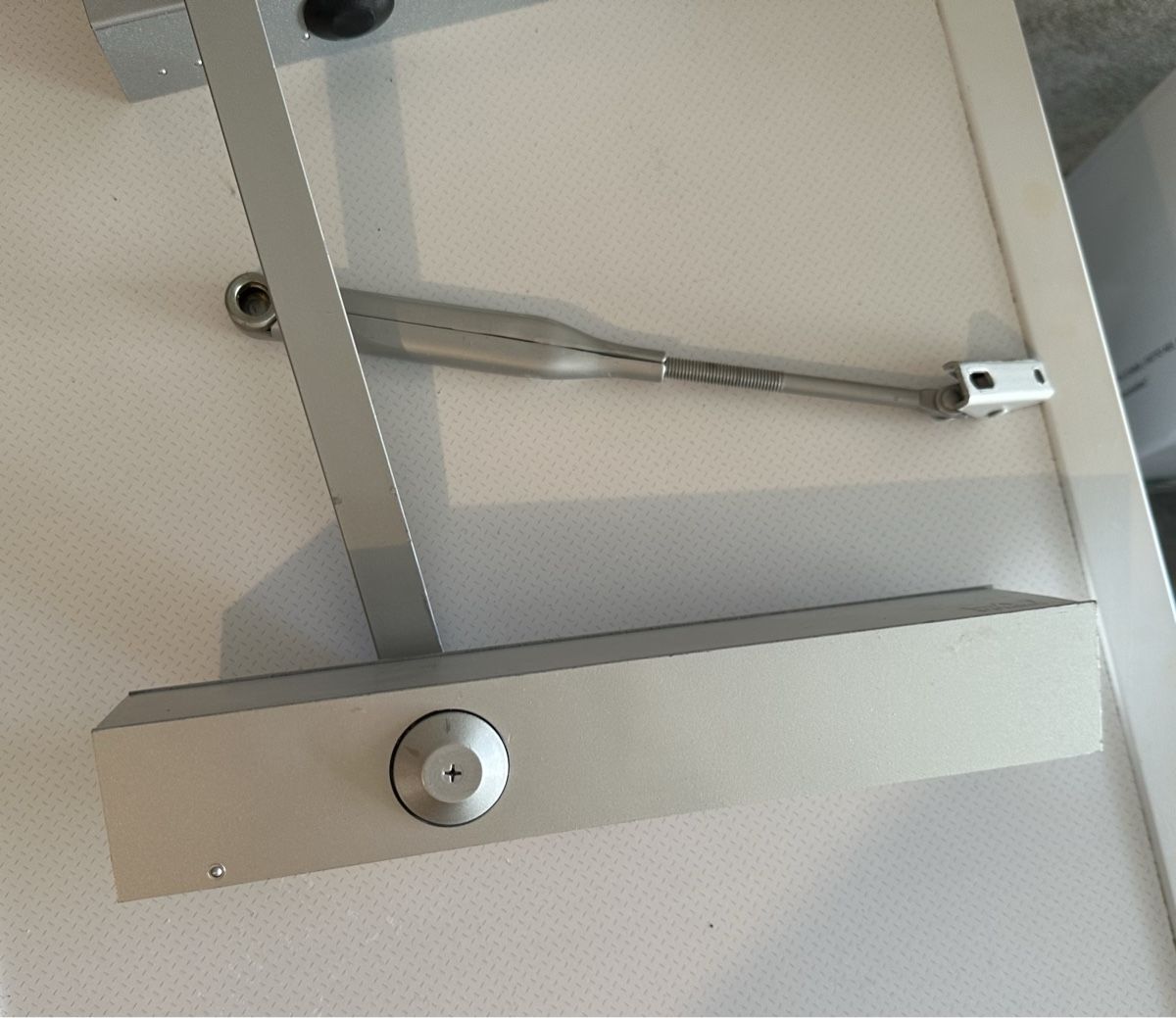 Portes: Dorma Türschliesser – D'occasion à Biel/Bienne par kra_s8rv 1