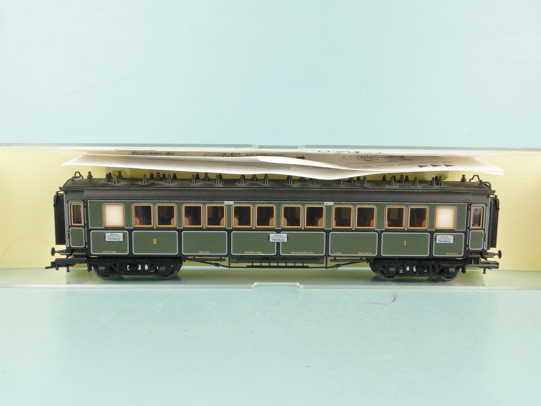 Trix Modellini di ferrovie: TRIX 43362 Schnellzugwagen 1/2 Klasse – Usato da Bülach venduto da cann11 2