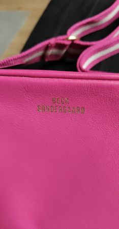 Becksöndergaard Ledertasche, pink - Frühlingsfrische!