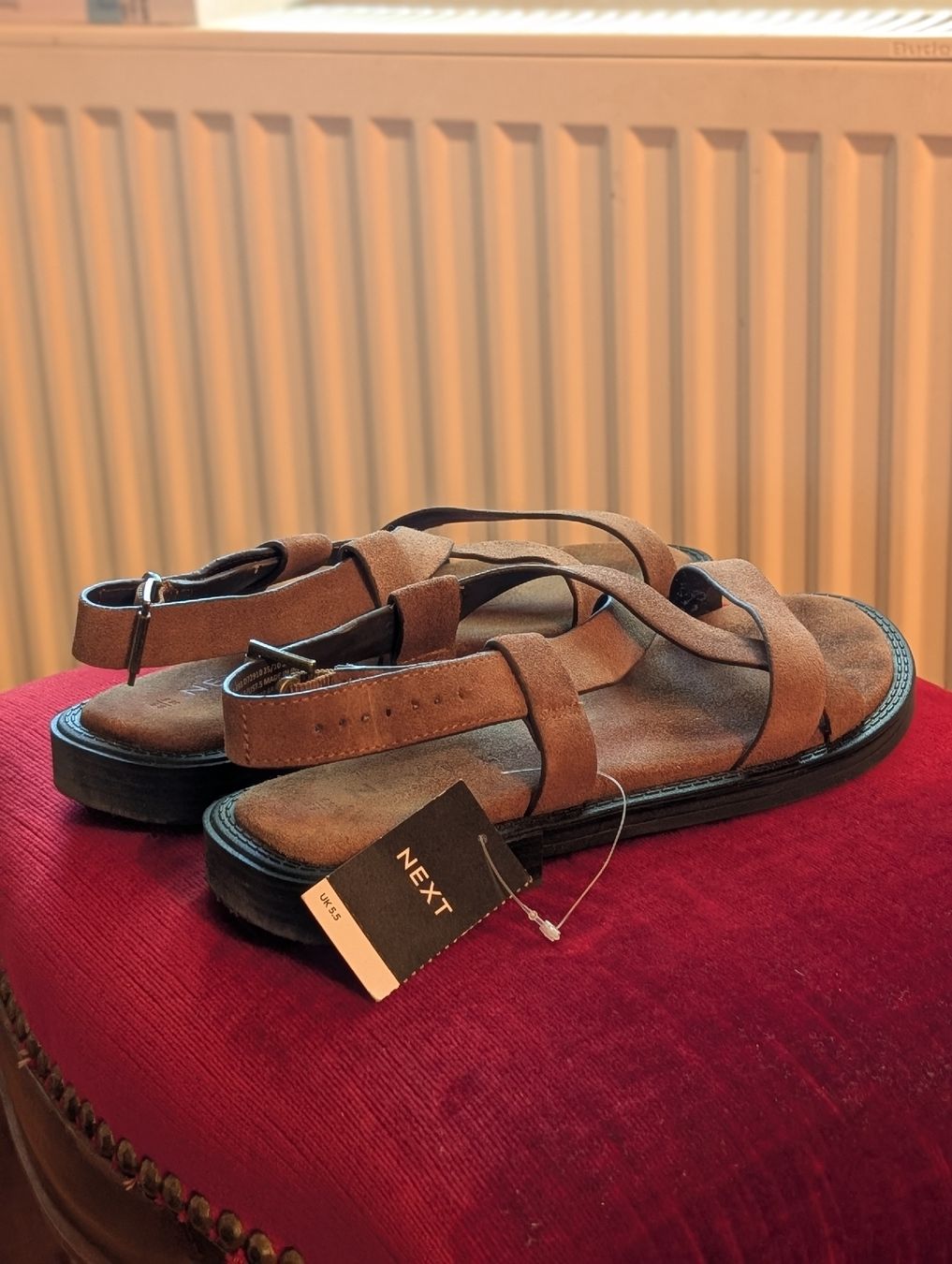 Next Damenschuhe: Sandalen Next Wildlederoptik Neuwertig – Neu (gemäss Beschreibung) aus Speicherschwendi von meltell 1