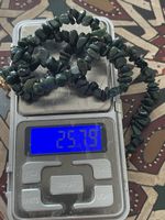 Collier vintage en pierres vertes naturelles  45 cm bon état