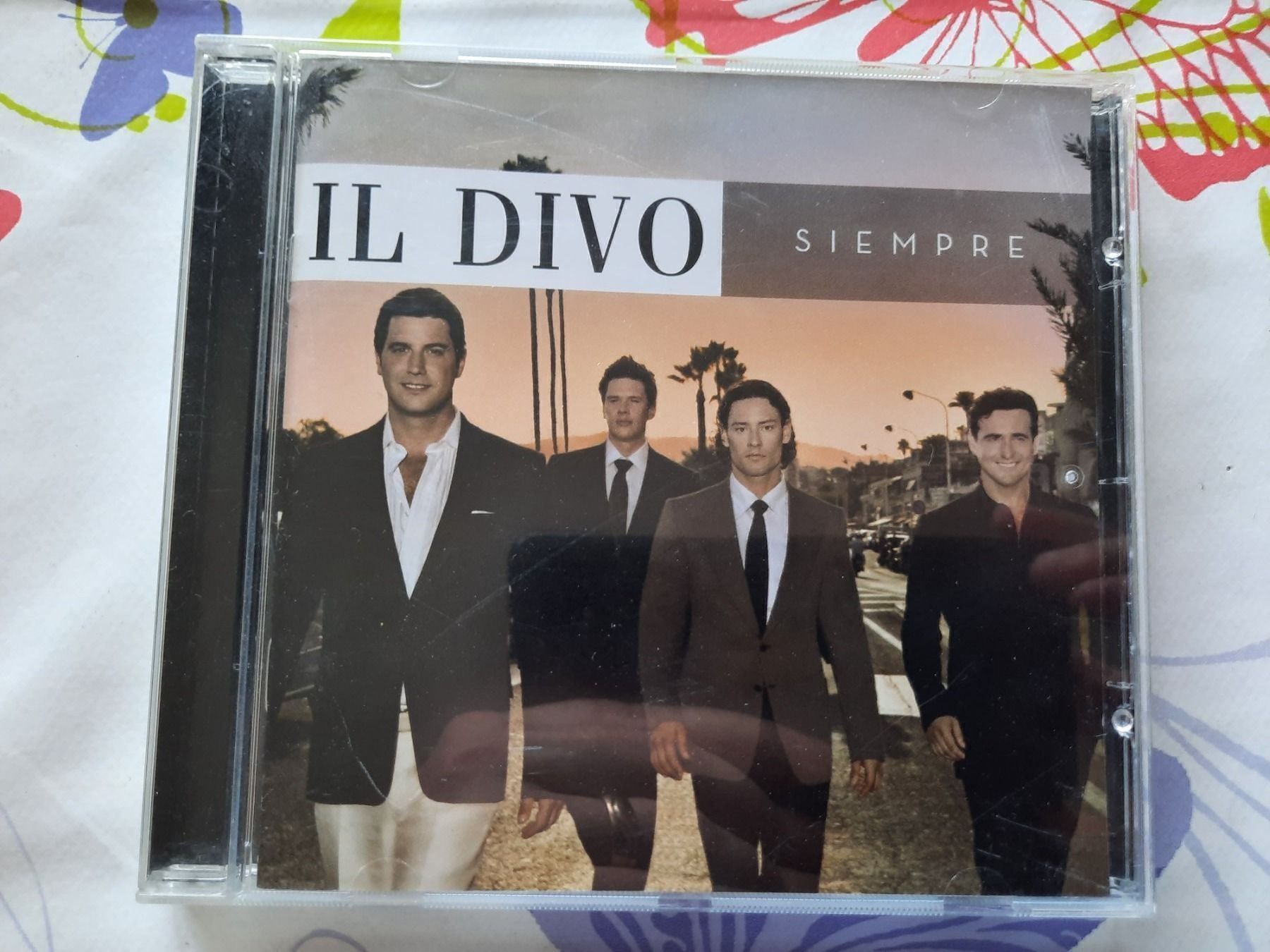 CDs: CD - Il Divo - Siempre – Gebraucht aus Pully von bro_n52j