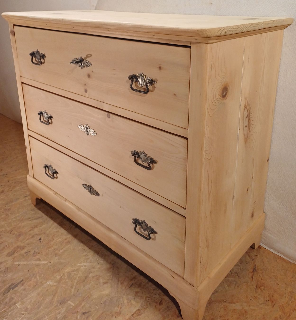 Commodes: AntikeTannenholz Kommode – D'occasion à Stettfurt par noaron 6