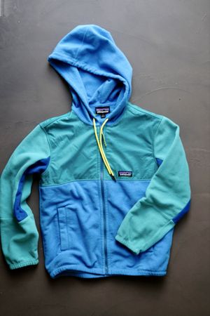Patagonia Fleece Jacke mit Kapuze blau Grösse XS