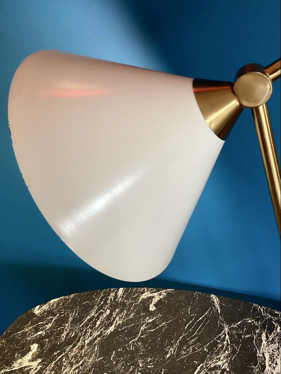 Lampen: Lampe de table design Cleo, dorée et blanche – Gebraucht aus Agiez von Beve15 1