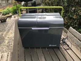 Reise-Kühlbox mit Kompressor (12/24V) Outwell