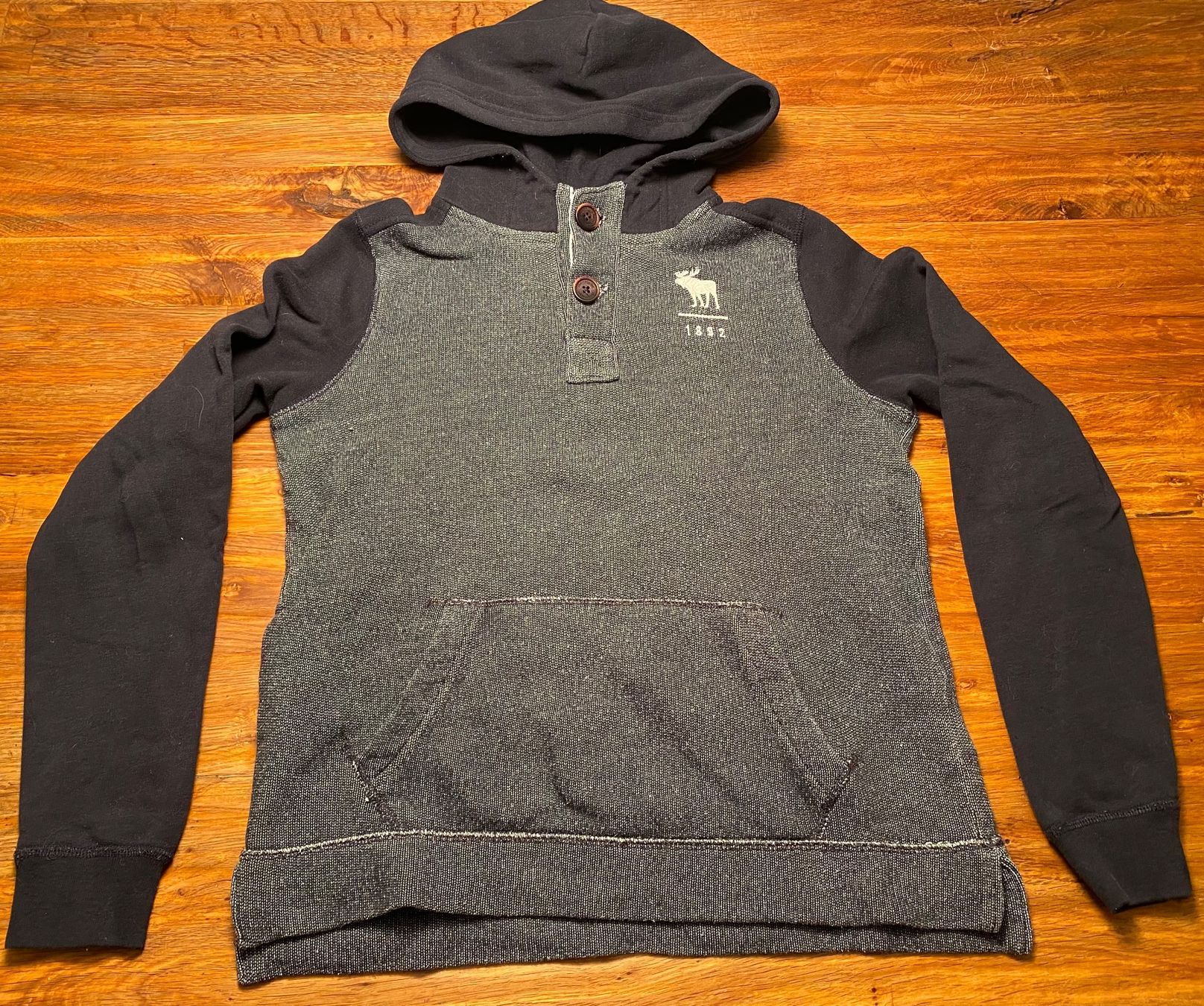 Abercrombie Maglioni & Felpe: lässiger Abercrombie Pullover Gr. 13/14 J. – Usato da Buchrain venduto da Sunny026