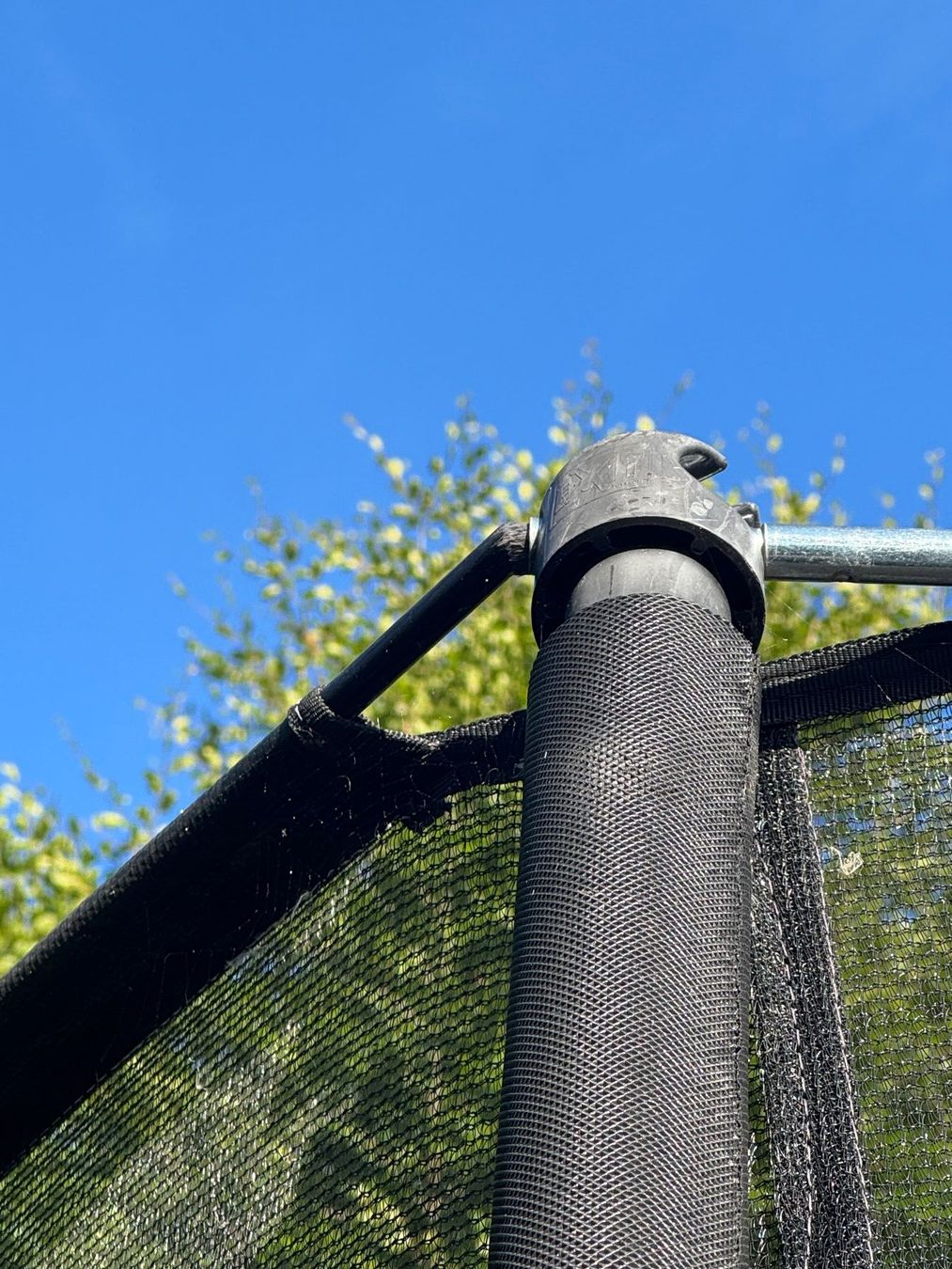 Trampolines: EXIT Trampolin, Funktionsfähig & sicher, mit gebrauchspuren. – D'occasion à Langenbruck par ndeger 6