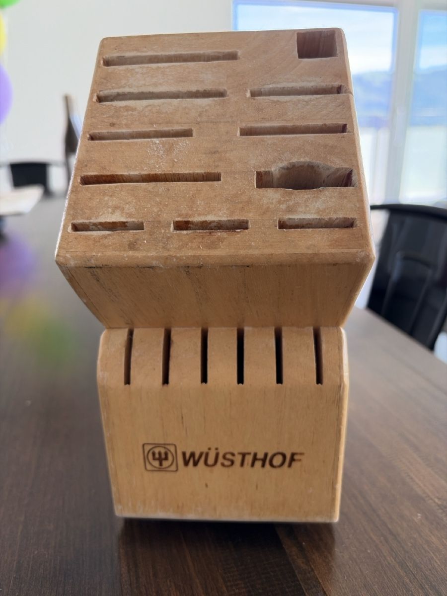 Wüsthof Küchengeräte: Wusthof Knife Block (solid wood)  – Gebraucht aus Zug von CyclingThings 1