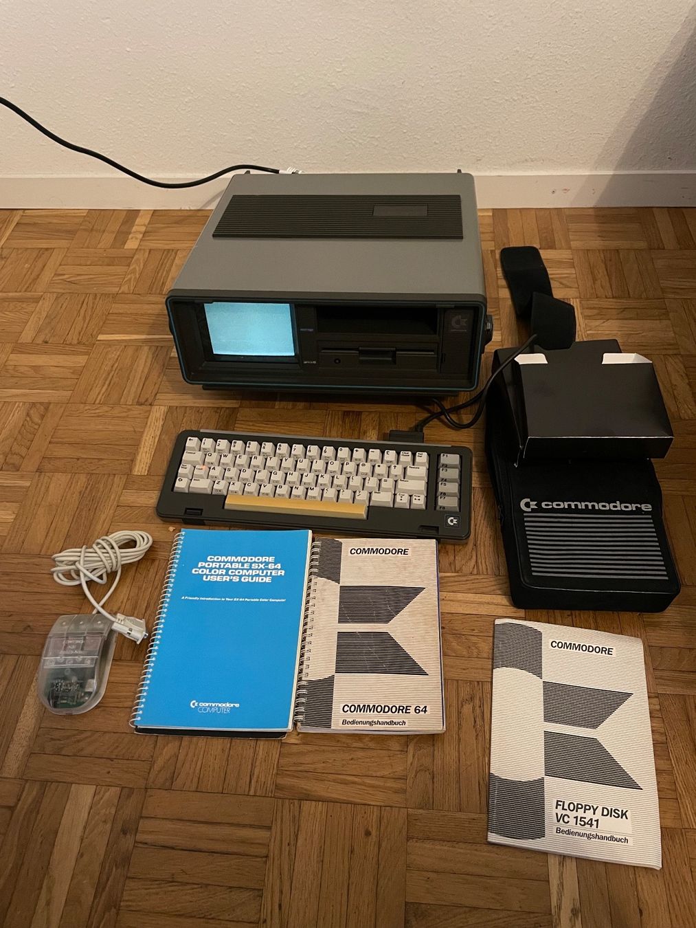 Commodore PC: Commodore SX-64 – Usato da Zürich venduto da beli_30